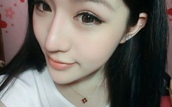 李彩桦图片